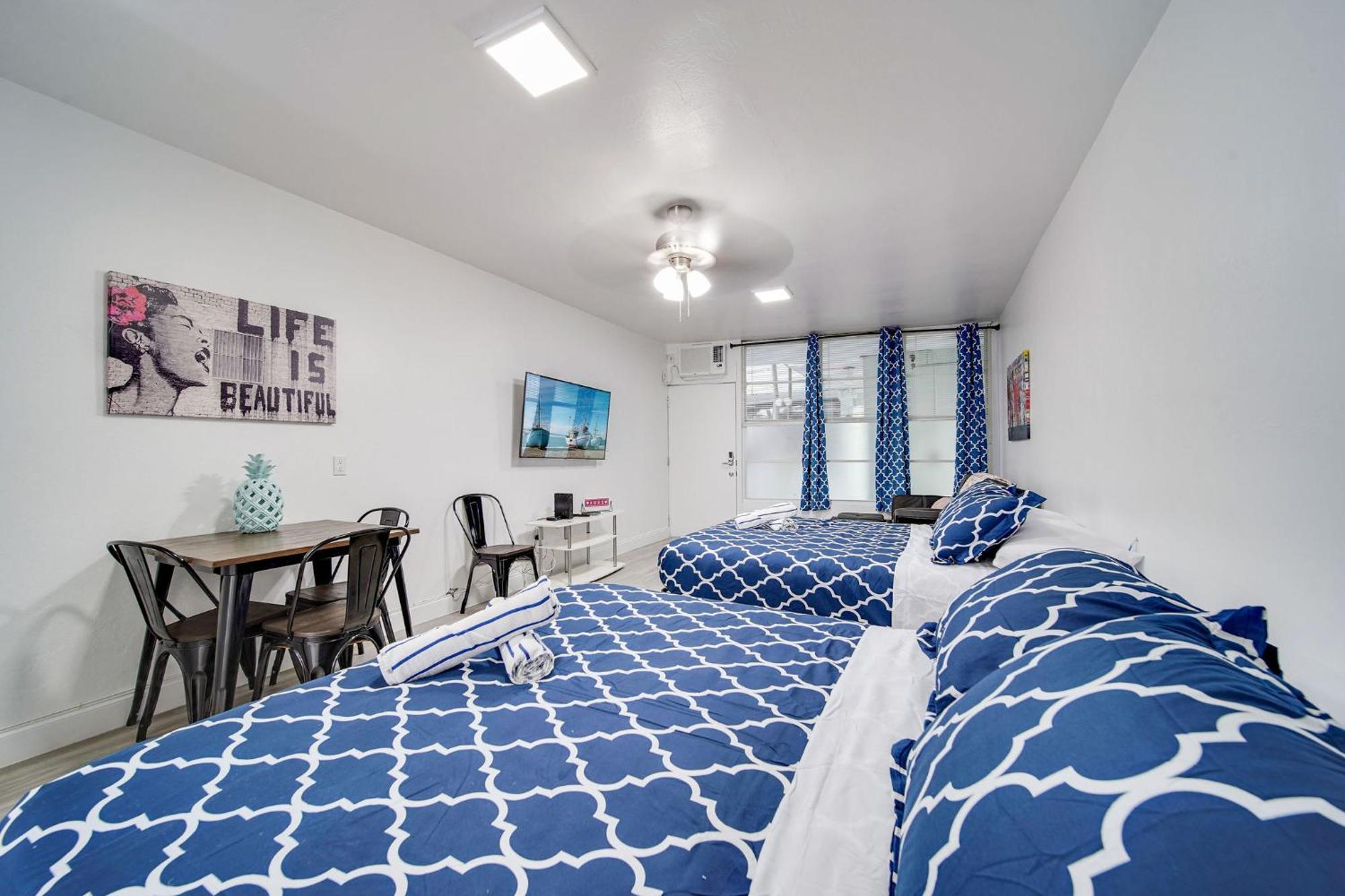 Deco Beachside Apt, W/2 Queen Beds, Washer/Dryer Miami Beach Bagian luar foto
